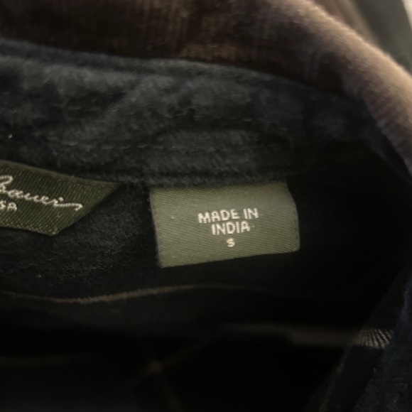 Eddie Bauer Women’s Plaid Button-Up Shirt with Accents - Picture 3 of 6